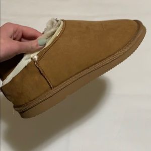 SLIPPERS/ MOCCASINS !!